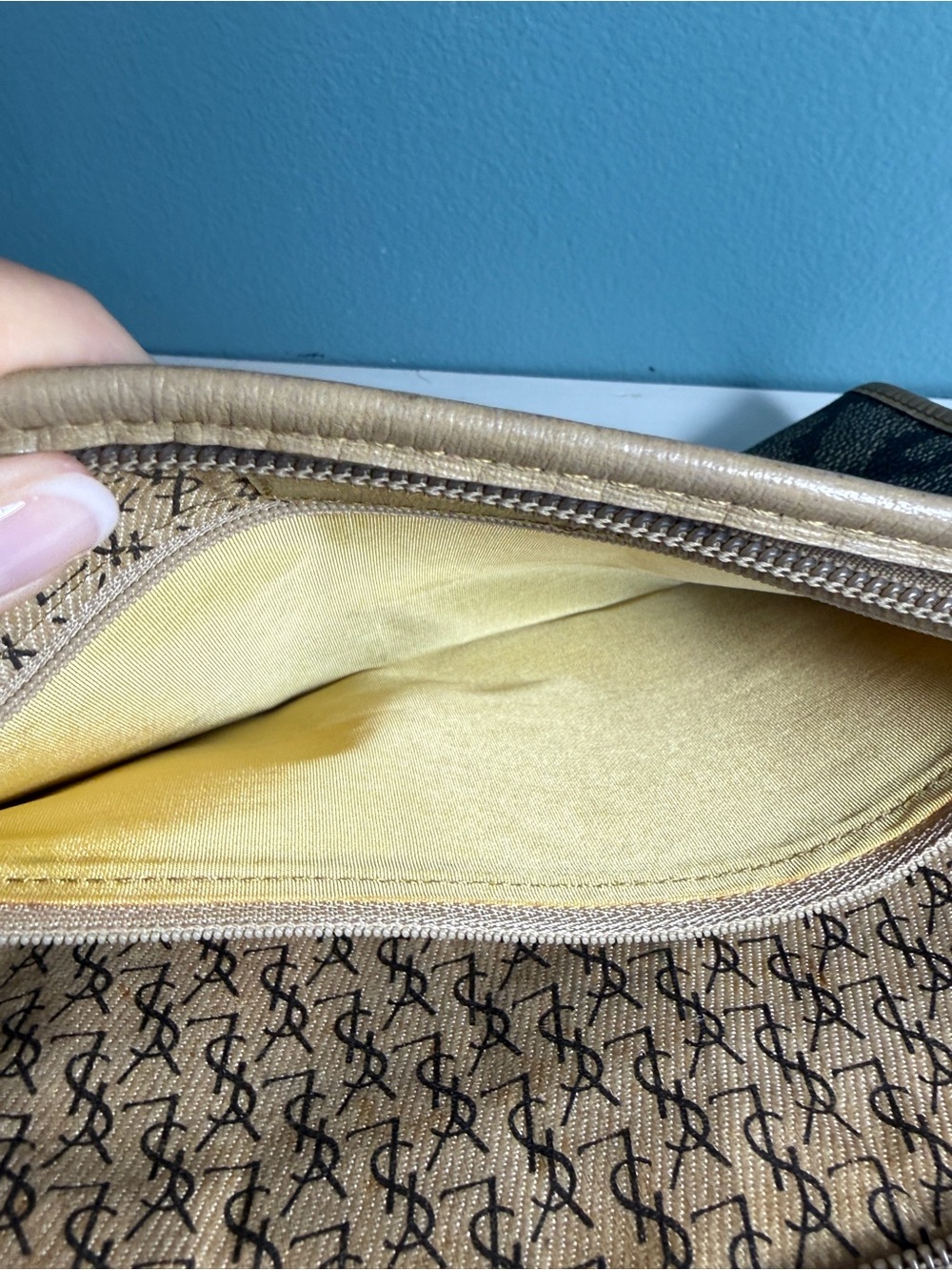 Vintage YSL Yves Saint Laurent Giraffe clutch - Picture 10 of 11